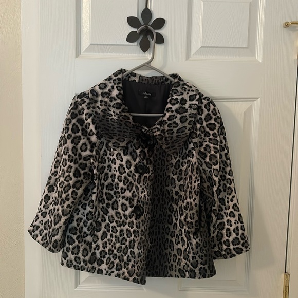 Rafaella Jackets & Blazers - Rafaella Short Animal print 3/4 length sleeve Jacket size Large
